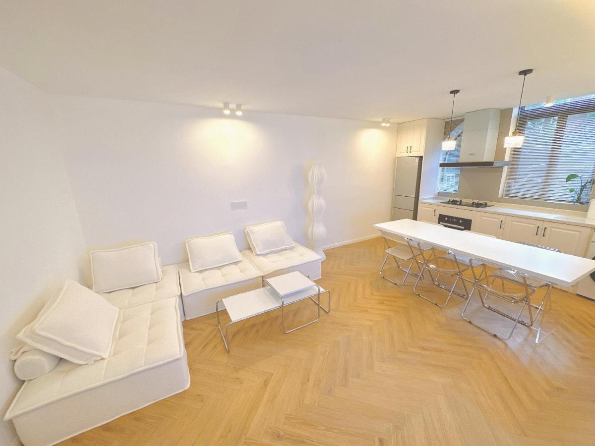 Zhome-three Floors 4 Bedrooms - Near Nanjing Road *